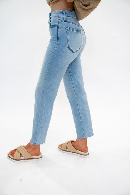 Tracey Straight Leg Stretch Jean