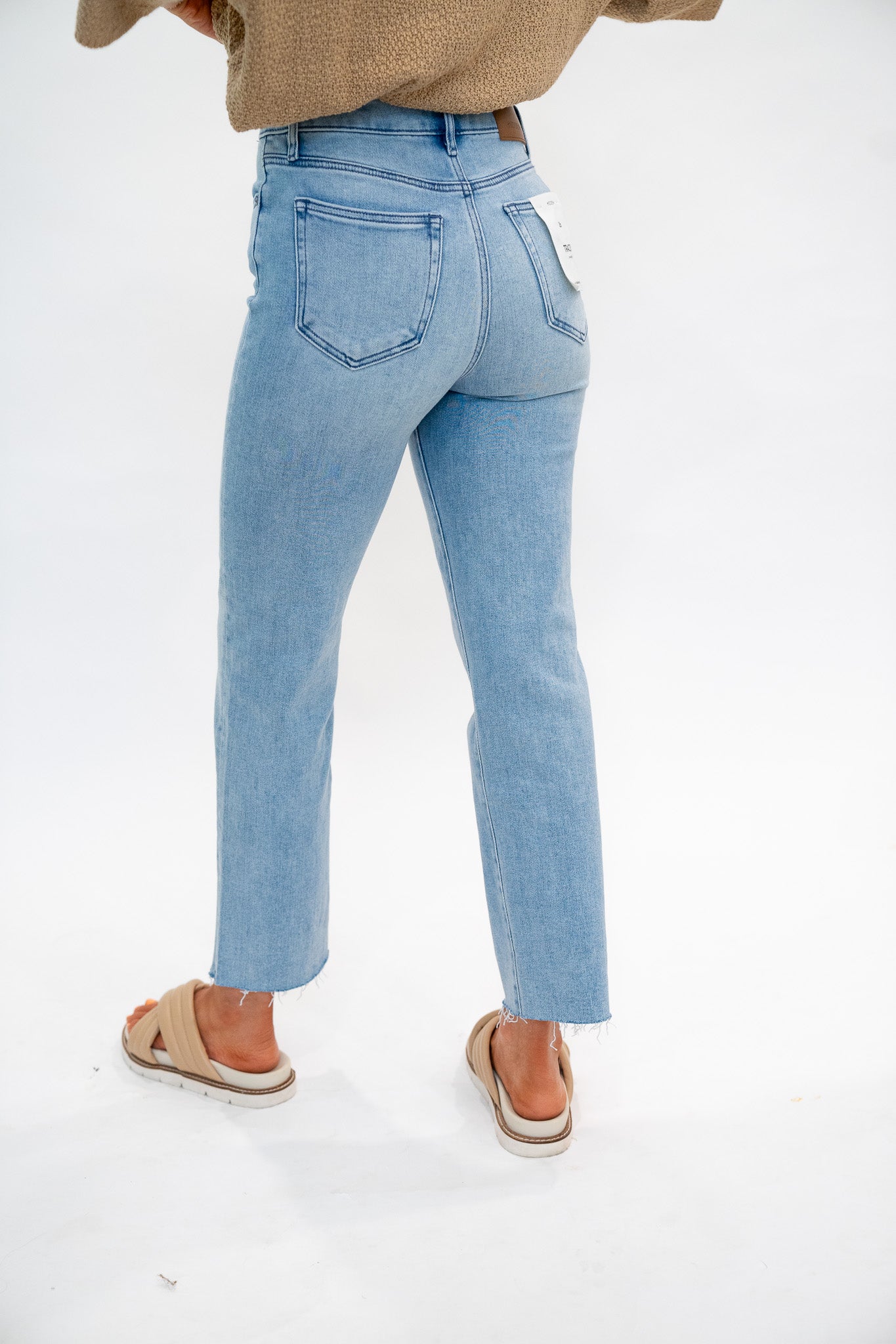 Tracey Straight Leg Stretch Jean